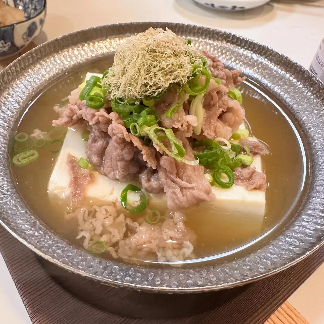 名物の和牛肉豆腐